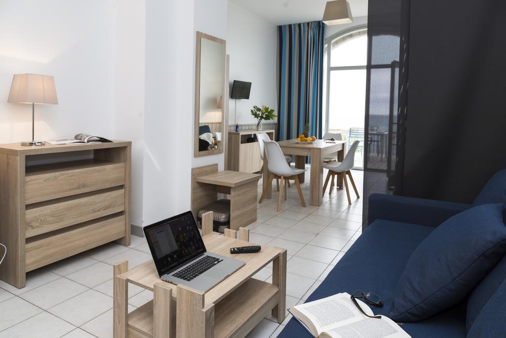 בטז-סור-מר Residence Odalys Valentin Plage מראה חיצוני תמונה